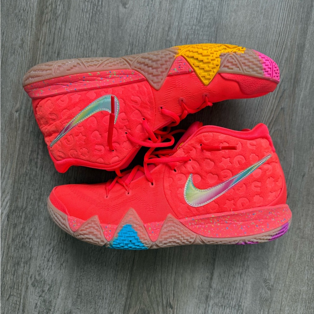 Nike Kyrie 4 Lucky Charms